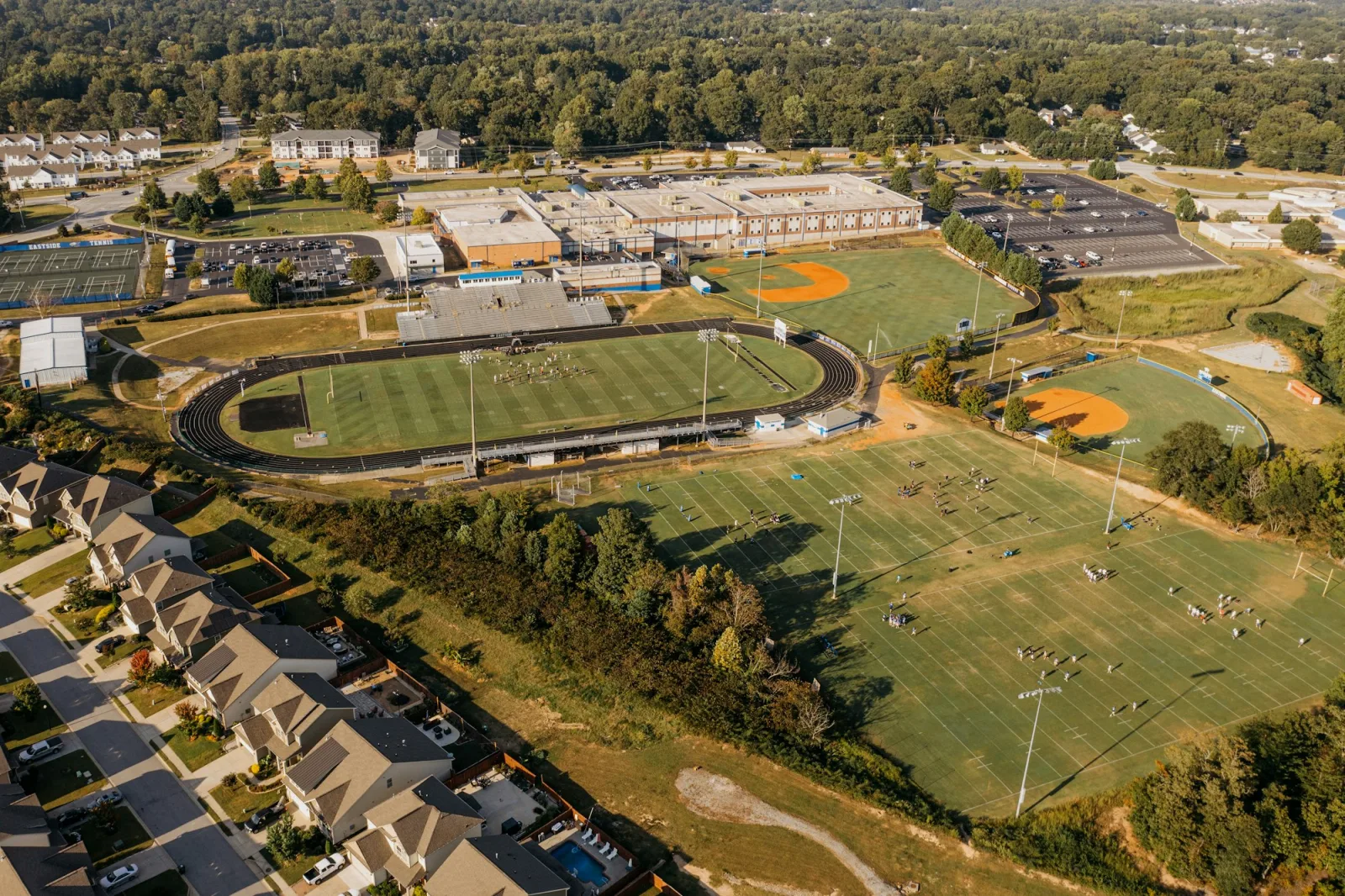 Scenic reference image for Menlo-Atherton High School